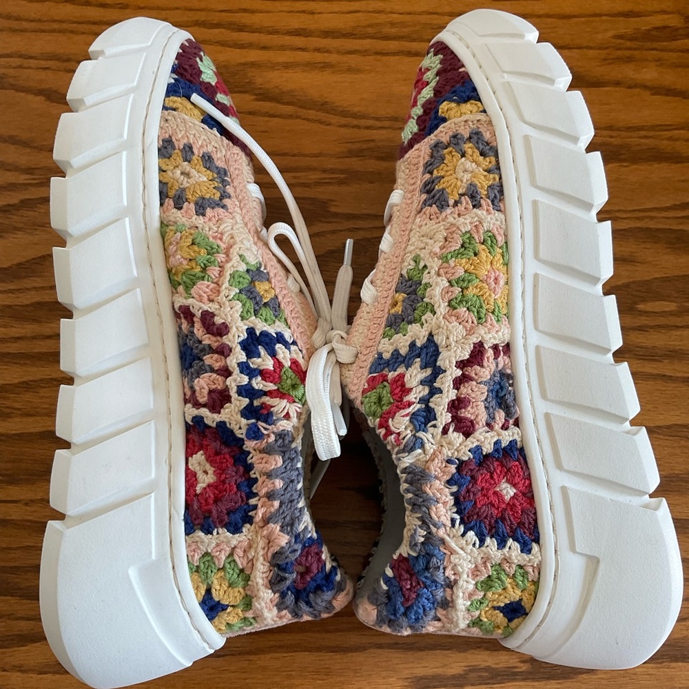 NWOT Free People Catch Me If You Can Crocheted Platform Sneakers, Sz 38 … - Picture 8 of 11